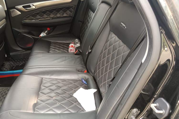 Used GAC Trumpchi GA8 2017 280T Deluxe Edition Left Rear Seat