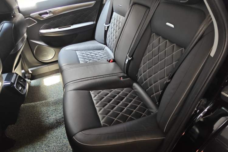 Used GAC Trumpchi GA8 2017 280T Deluxe Edition Left Rear Seat