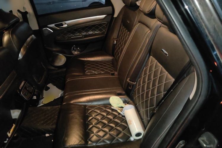 Used GAC Trumpchi GA8 2017 280T Deluxe Edition Left Rear Seat