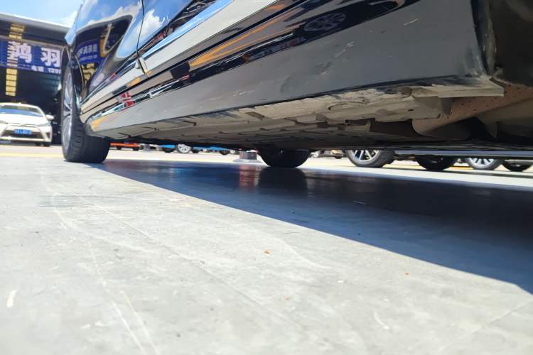 Used GAC Trumpchi GA8 2017 280T Deluxe Edition Left Side Sill