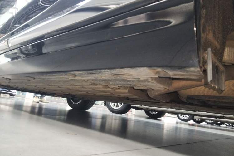 Used GAC Trumpchi GA8 2017 280T Deluxe Edition Left Side Sill