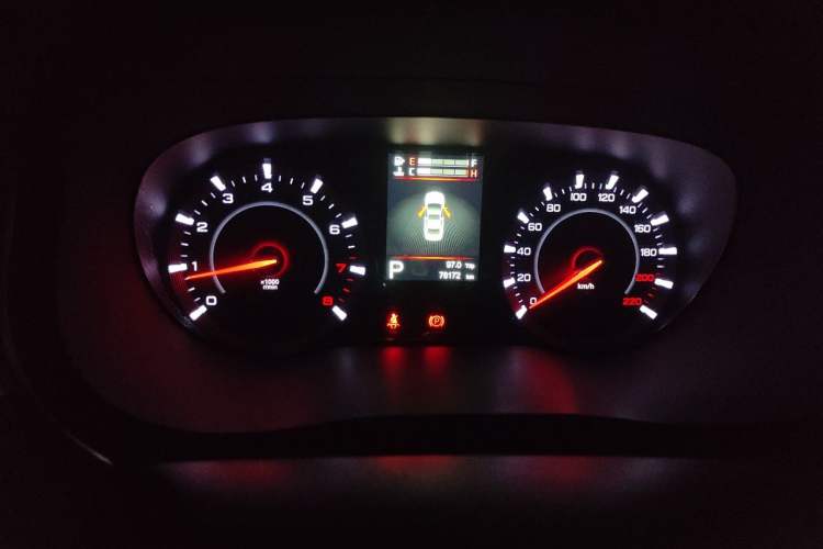 Used GAC Trumpchi GA8 2017 280T Deluxe Edition Odometer Close Up