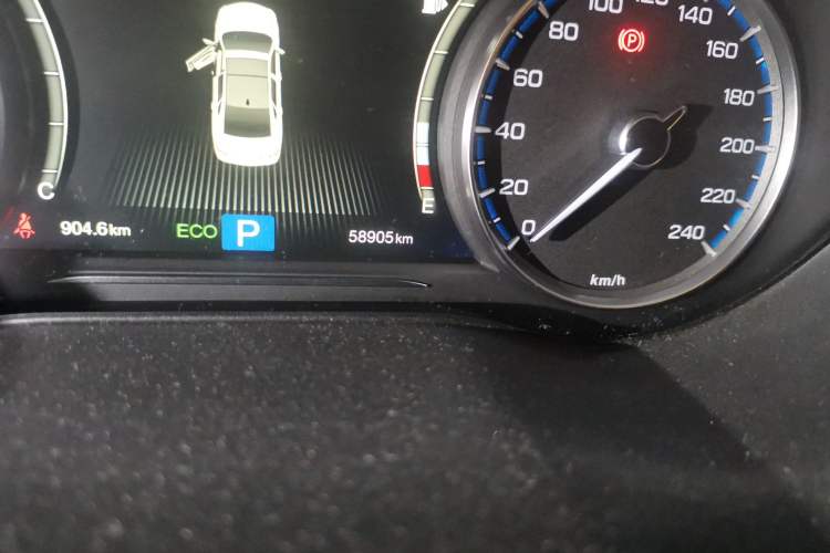 Used GAC Trumpchi GA8 2017 320T Luxury Edition Odometer Close Up
