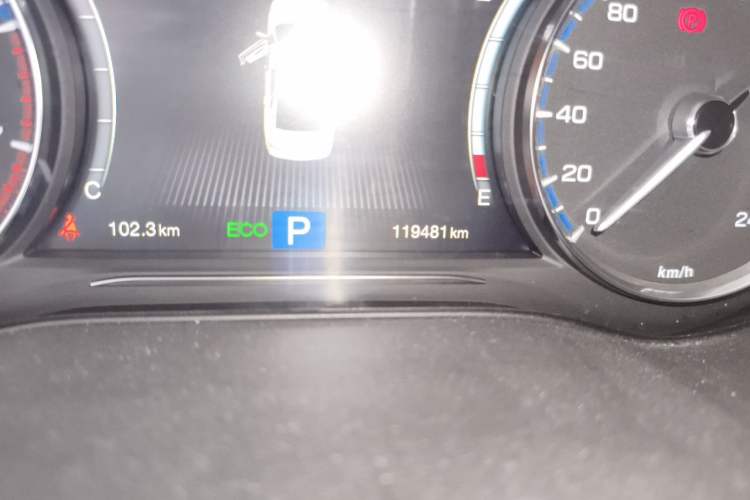 Used GAC Trumpchi GA8 2017 320T Smart Edition Odometer Close Up
