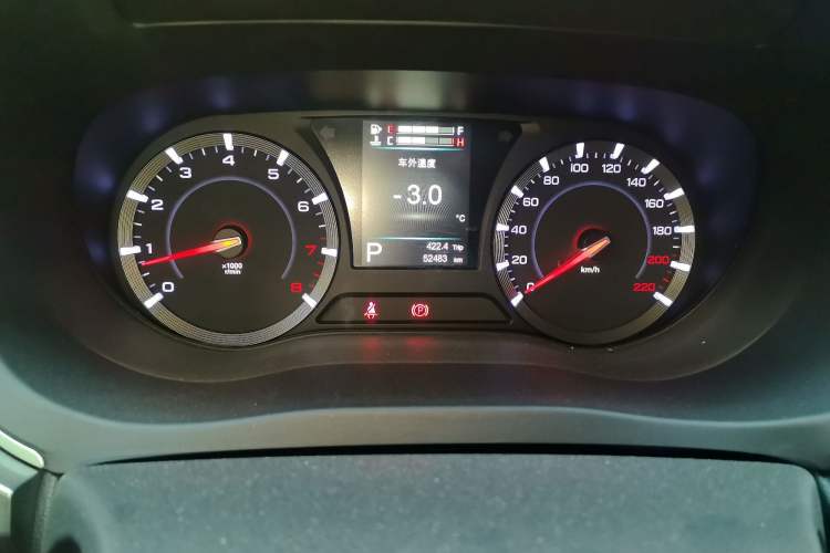 Used GAC Trumpchi GA8 2017 280T Deluxe Edition Odometer Close Up
