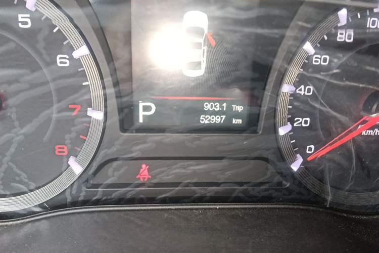 Used GAC Trumpchi GA8 2017 280T Deluxe Edition Odometer Close Up