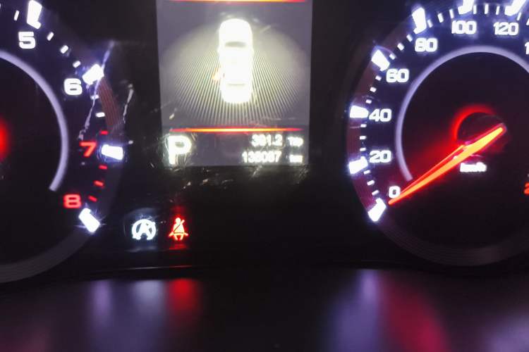 Used GAC Trumpchi GA8 2017 280T Deluxe Edition Odometer Close Up