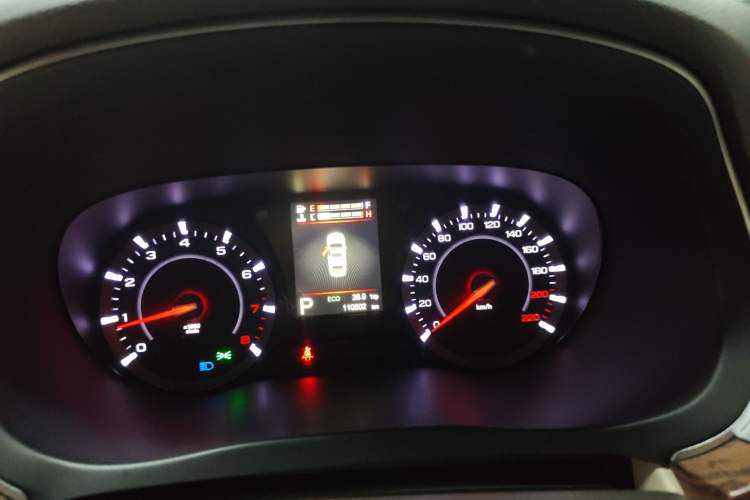 Used GAC Trumpchi GA8 2017 280T Deluxe Edition Odometer Close Up