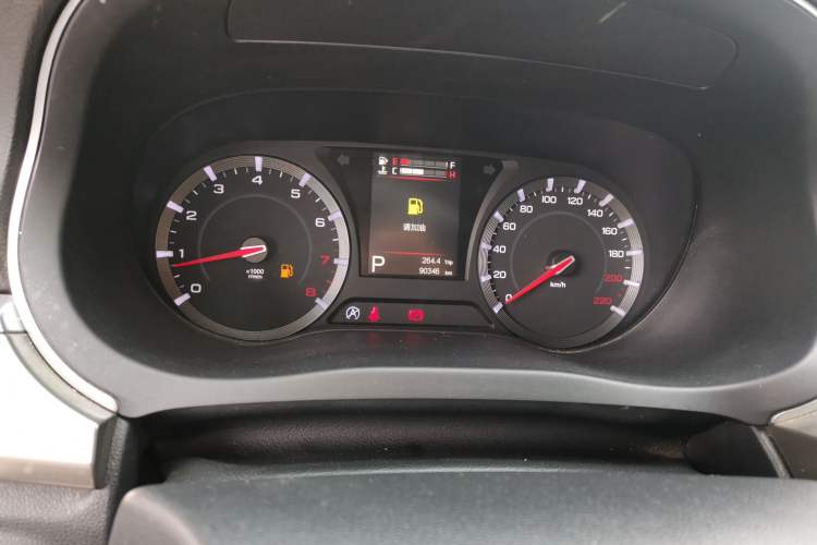 Used GAC Trumpchi GA8 2017 280T Deluxe Edition Odometer Close Up