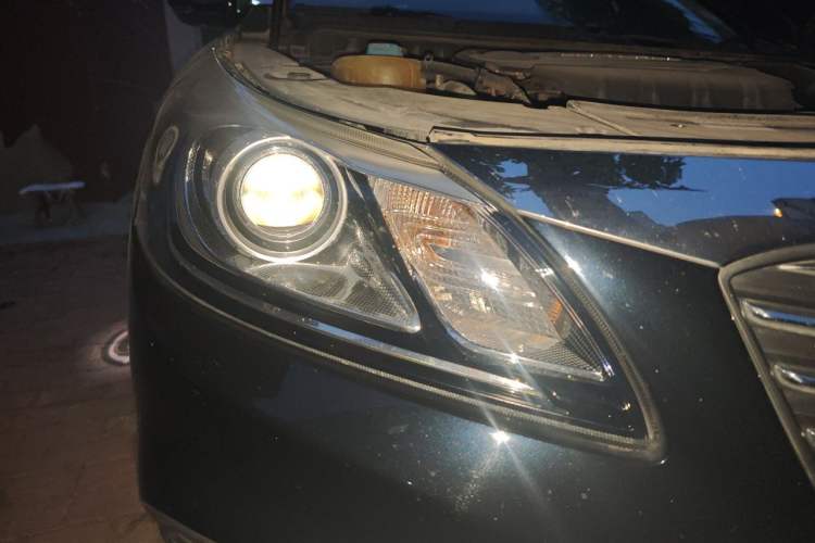 Used GAC Trumpchi GA8 2017 280T Deluxe Edition Right Front Headlight