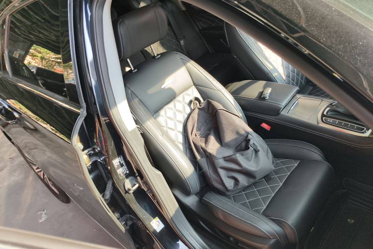 Used GAC Trumpchi GA8 2017 280T Deluxe Edition Right Front Seat