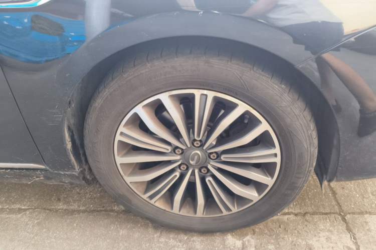 Used GAC Trumpchi GA8 2017 320T Smart Edition Right Front Wheel Hub