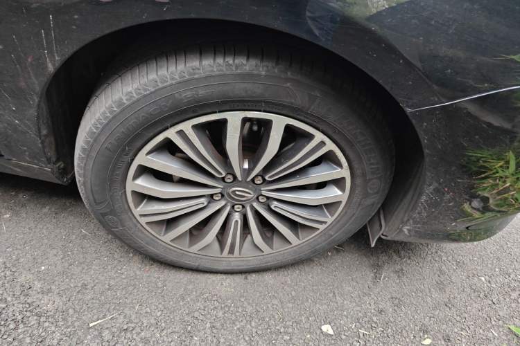 Used GAC Trumpchi GA8 2017 280T Deluxe Edition Right Front Wheel Hub