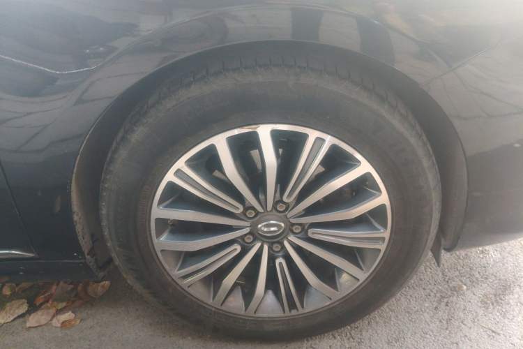 Used GAC Trumpchi GA8 2017 320T Luxury Edition Right Front Wheel Hub