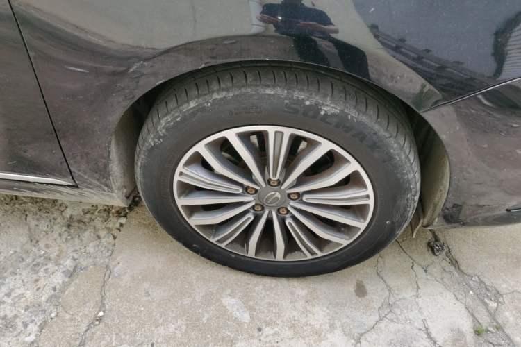 Used GAC Trumpchi GA8 2017 280T Deluxe Edition Right Front Wheel Hub