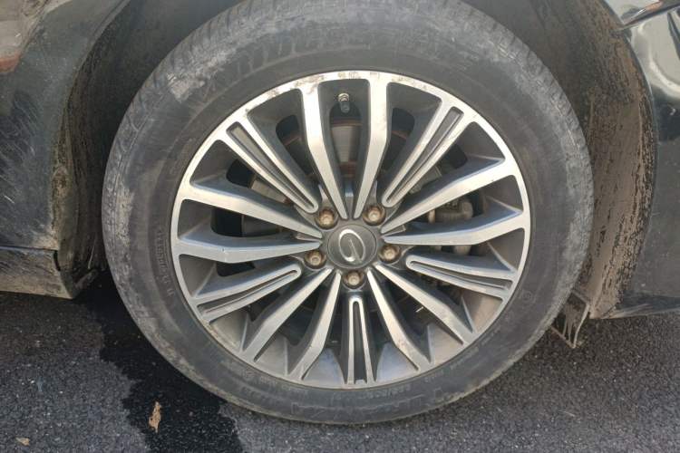 Used GAC Trumpchi GA8 2017 280T Deluxe Edition Right Front Wheel Hub