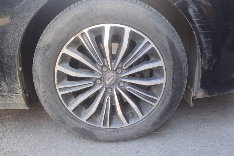 Used GAC Trumpchi GA8 2017 280T Deluxe Edition Right Front Wheel Hub