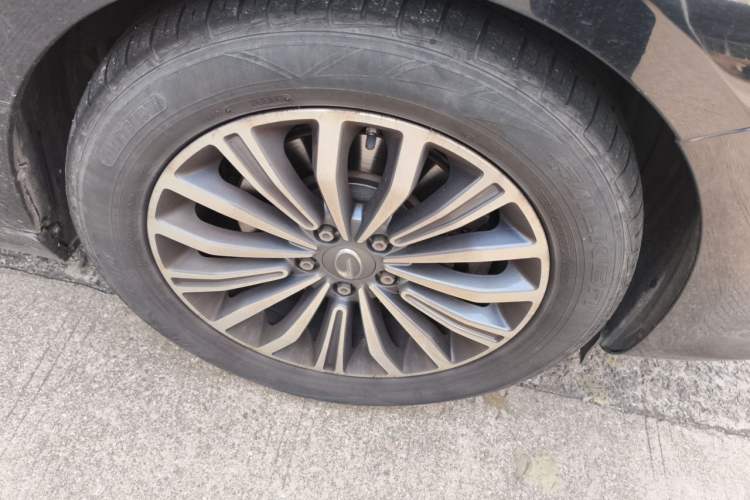 Used GAC Trumpchi GA8 2017 320T Smart Edition Right Front Wheel Hub