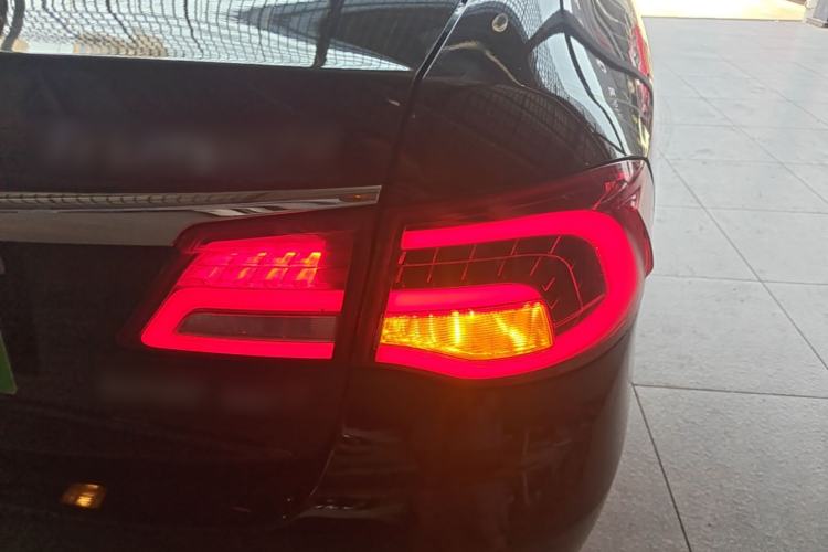 Used GAC Trumpchi GA8 2017 320T Luxury Edition Right Rear Taillight
