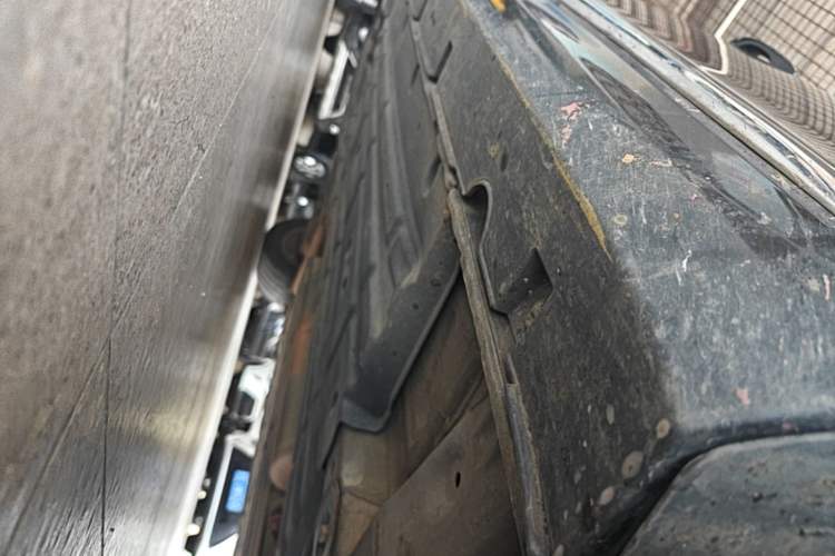 Used GAC Trumpchi GA8 2017 320T Luxury Edition Right Side Sill