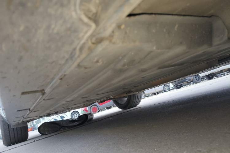 Used GAC Trumpchi GA8 2017 320T Luxury Edition Right Side Sill