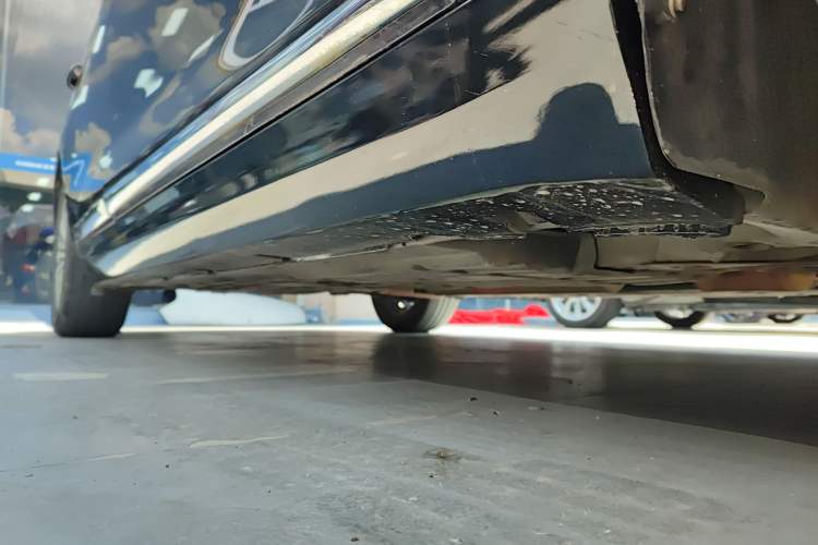 Used GAC Trumpchi GA8 2017 280T Deluxe Edition Right Side Sill