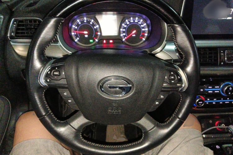 Used GAC Trumpchi GA8 2017 280T Deluxe Edition Steering Wheel