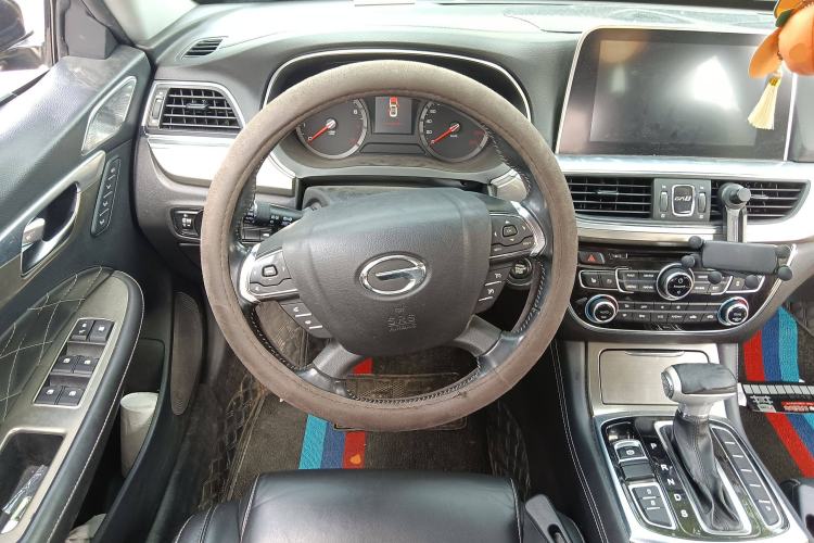 Used GAC Trumpchi GA8 2017 280T Deluxe Edition Steering Wheel