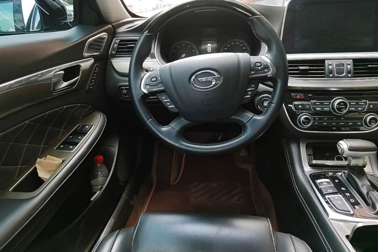 Used GAC Trumpchi GA8 2017 280T Deluxe Edition Steering Wheel