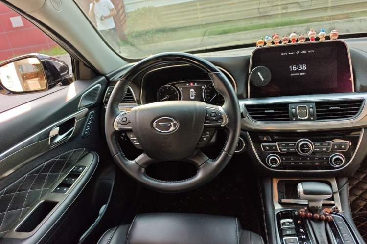 Used GAC Trumpchi GA8 2017 320T Luxury Edition Steering Wheel