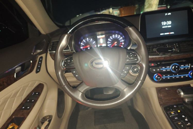 Used GAC Trumpchi GA8 2017 280T Deluxe Edition Steering Wheel