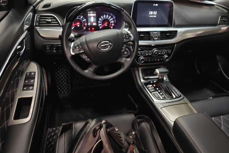 Used GAC Trumpchi GA8 2017 280T Deluxe Edition Steering Wheel
