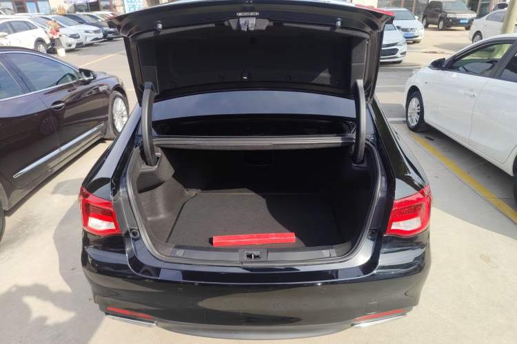 Used GAC Trumpchi GA8 2017 320T Luxury Edition Trunk