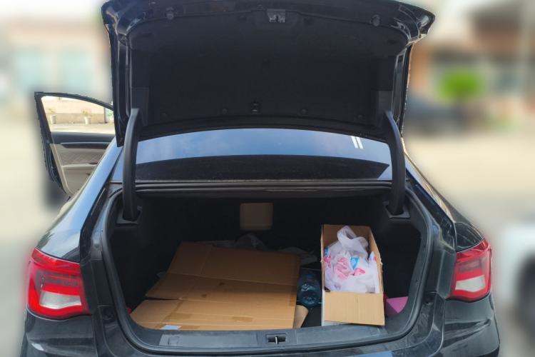 Used GAC Trumpchi GA8 2017 320T Smart Edition Trunk