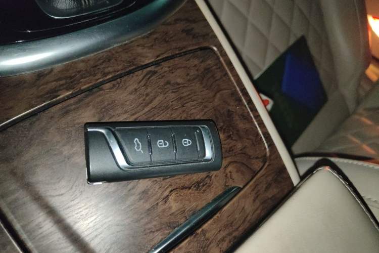 Used GAC Trumpchi GA8 2017 280T Deluxe Edition Vehicle Key