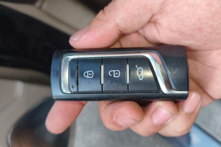 Used GAC Trumpchi GA8 2017 320T Smart Edition Vehicle Key