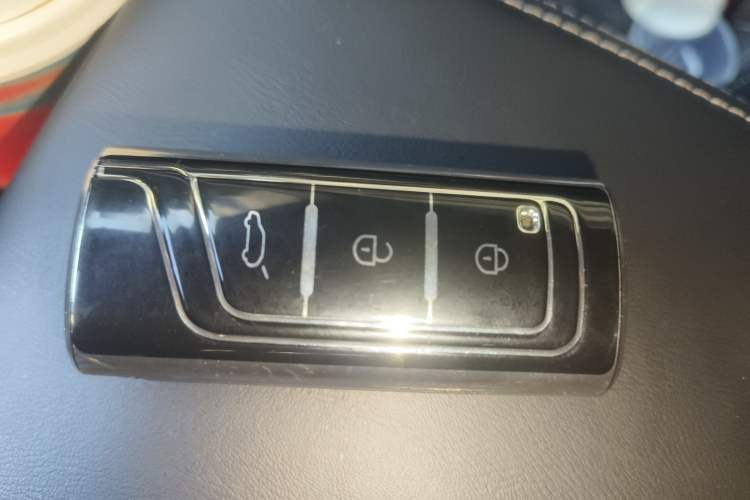 Used GAC Trumpchi GA8 2017 320T Luxury Edition Vehicle Key