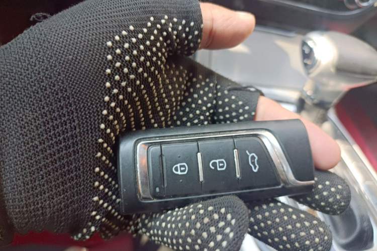 Used GAC Trumpchi GA8 2017 280T Deluxe Edition Vehicle Key