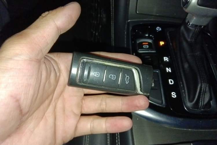 Used GAC Trumpchi GA8 2017 280T Deluxe Edition Vehicle Key