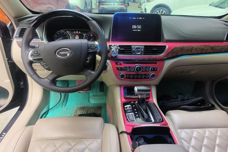 Used GAC Trumpchi GA8 2017 320T Luxury Edition Center Console
