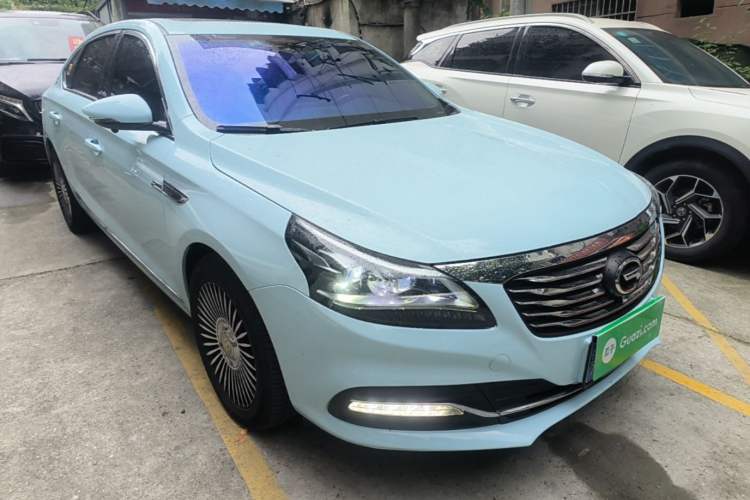 Used GAC Trumpchi GA8 2017 320T Luxury Edition Front Right 45 Deg
