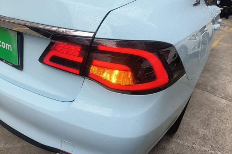 Used GAC Trumpchi GA8 2017 320T Luxury Edition Right Rear Taillight