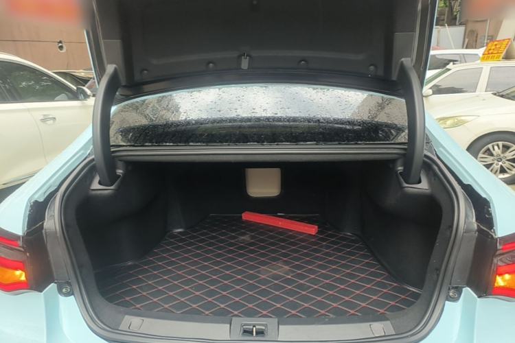 Used GAC Trumpchi GA8 2017 320T Luxury Edition Trunk