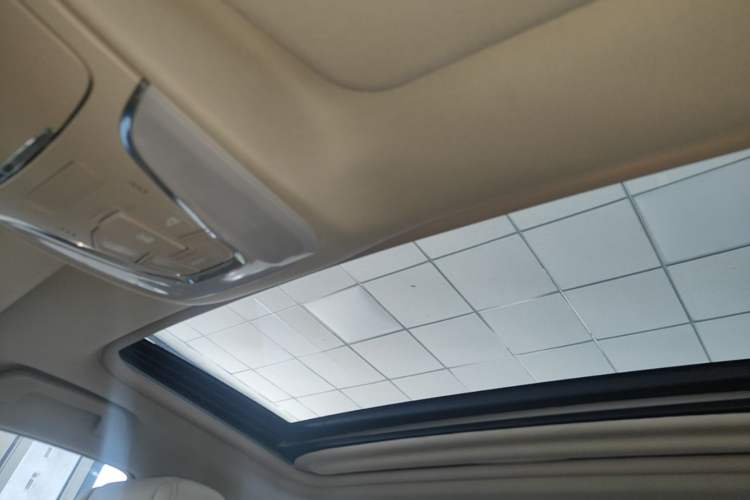 Used GAC Trumpchi GA8 2017 280T Deluxe Edition Headliner