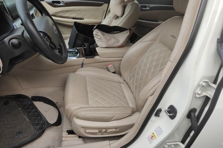 Used GAC Trumpchi GA8 2017 280T Deluxe Edition Left Front Seat