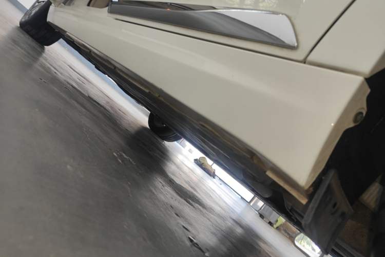 Used GAC Trumpchi GA8 2017 280T Deluxe Edition Left Side Sill