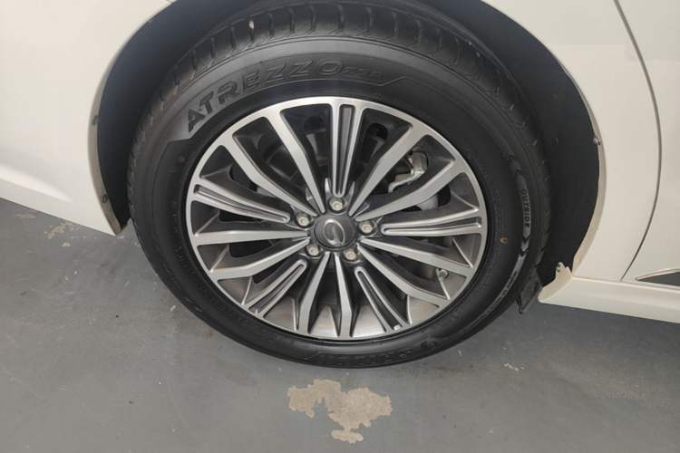Used GAC Trumpchi GA8 2017 280T Deluxe Edition Right Rear Wheel Hub