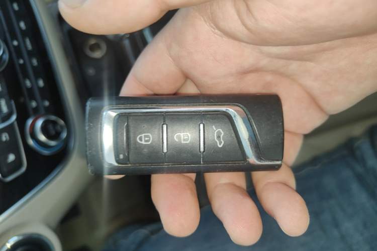 Used GAC Trumpchi GA8 2017 280T Deluxe Edition Vehicle Key