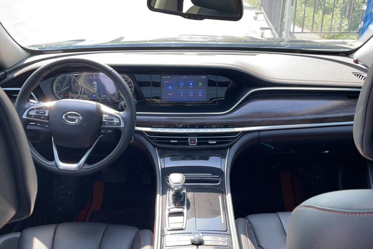 Used GAC Trumpchi GA8 2020 390T Deluxe Edition Center Console