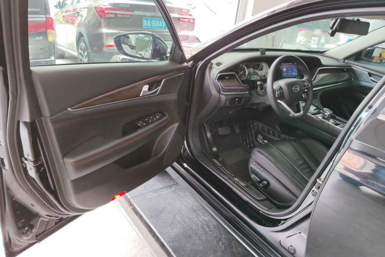 Used GAC Trumpchi GA8 2020 390T Prestige Edition Driver Seat